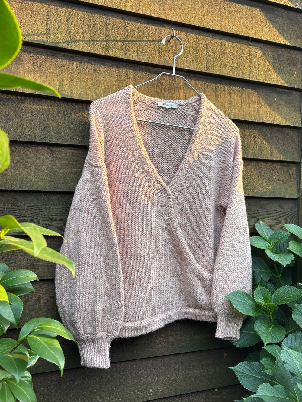 Madewell Cozy V-Neck Knit Sweater - Speckled Blush Pink